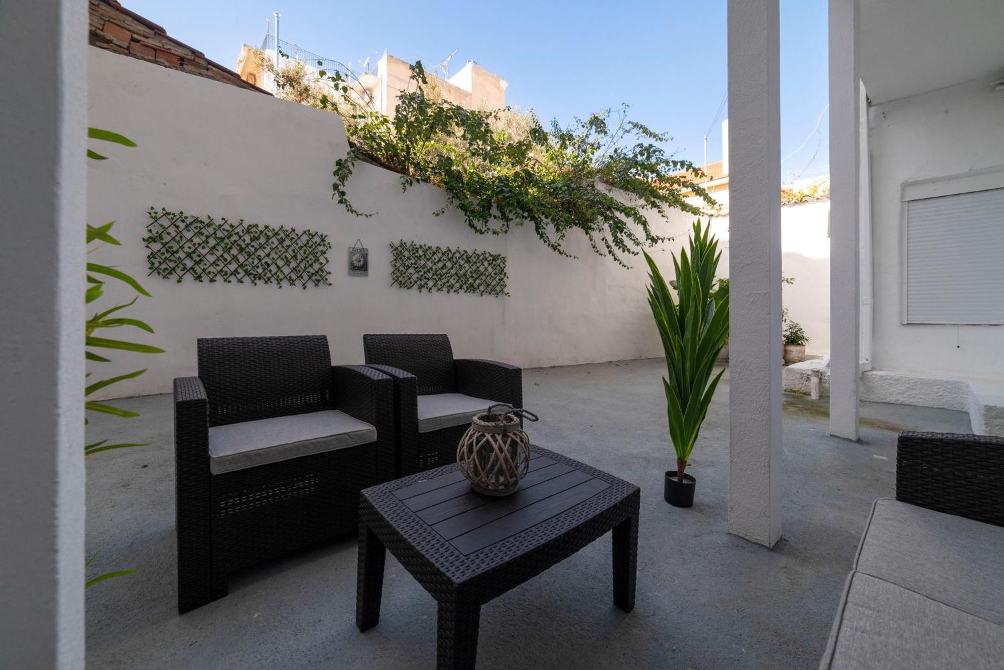 Thissio Getaway 2Ba Next To Athens Ancient Market Exterior foto